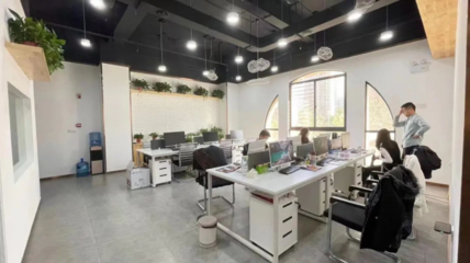 經(jīng)開區(qū)企業(yè)再獲認可，科技中介服務助力創(chuàng)新騰飛